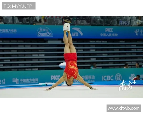 体操运动的魅力与挑战:探索技艺与体能的完美结合 体操运动的魅力与挑战:探索技艺与体能的完美结合