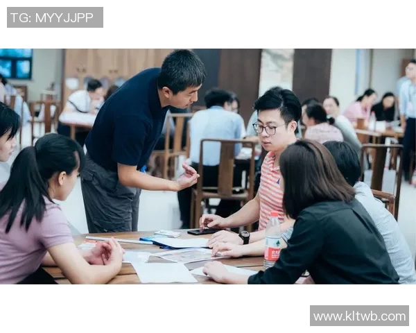 成都飞盘队进攻革新之路：战术创新与团队协作的完美结合