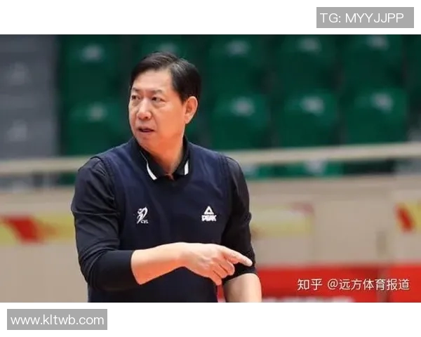 刘芳专访：从排球新星到传奇教练的心路历程与成长故事